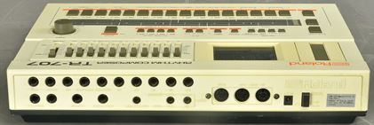 Roland-TR707